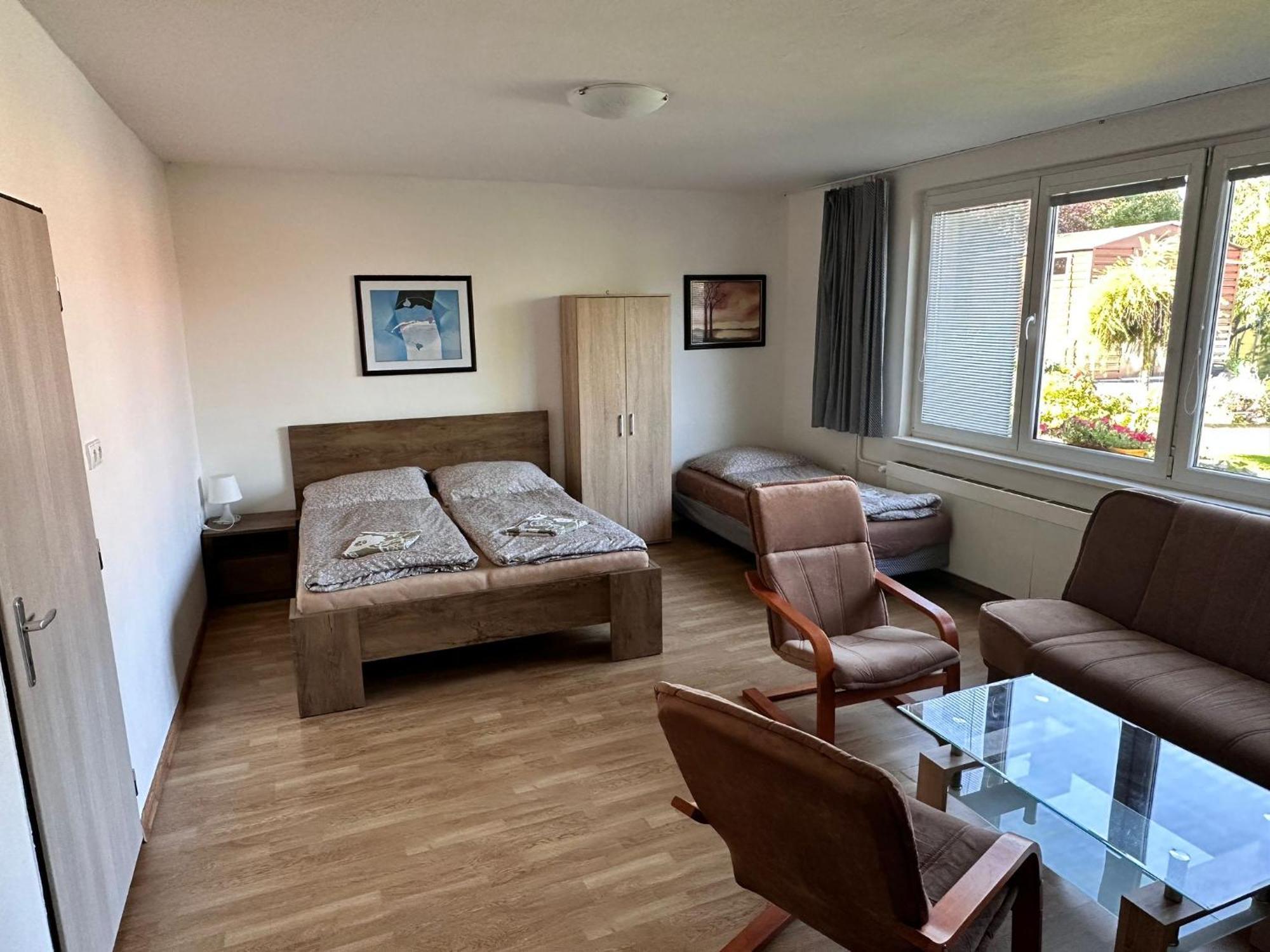 Apartmany U Rybnika เชสกี้ครุมลอฟ ภายนอก รูปภาพ